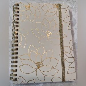 Notebook Spiral Bound with Elastic Closure and Inside Pocket